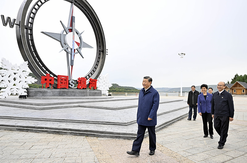 9月6日至8日，中共中央總書記、國家主席、中央軍委主席習(xí)近平在黑龍江考察。這是6日下午，習(xí)近平在大興安嶺地區(qū)漠河市北極村考察。